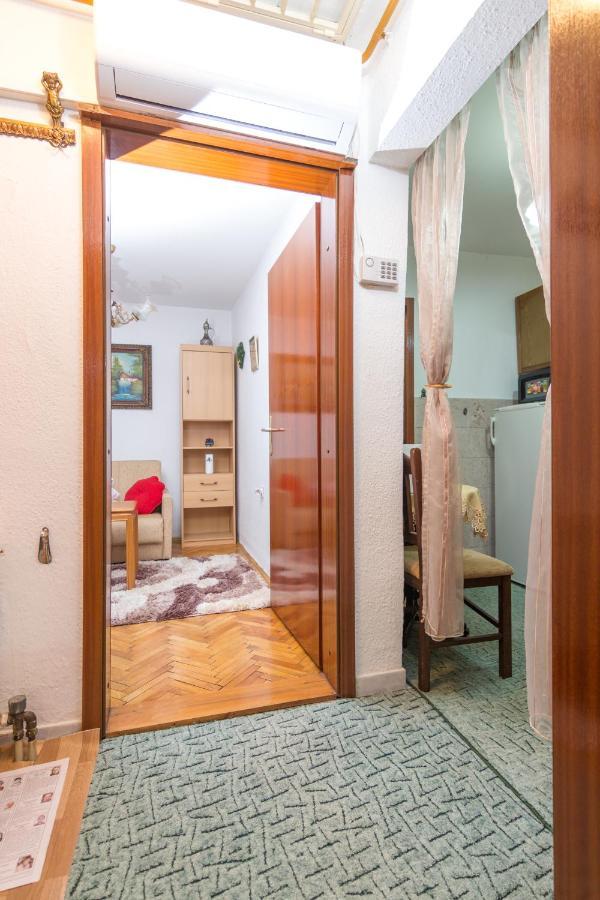 Apartman Lamija SJJ Extérieur photo